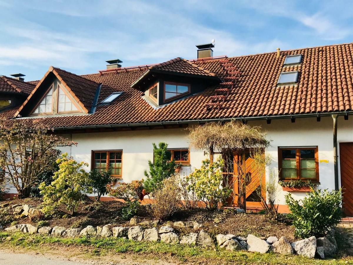 Ferienhaus Zirbe Rickenbach  エクステリア 写真